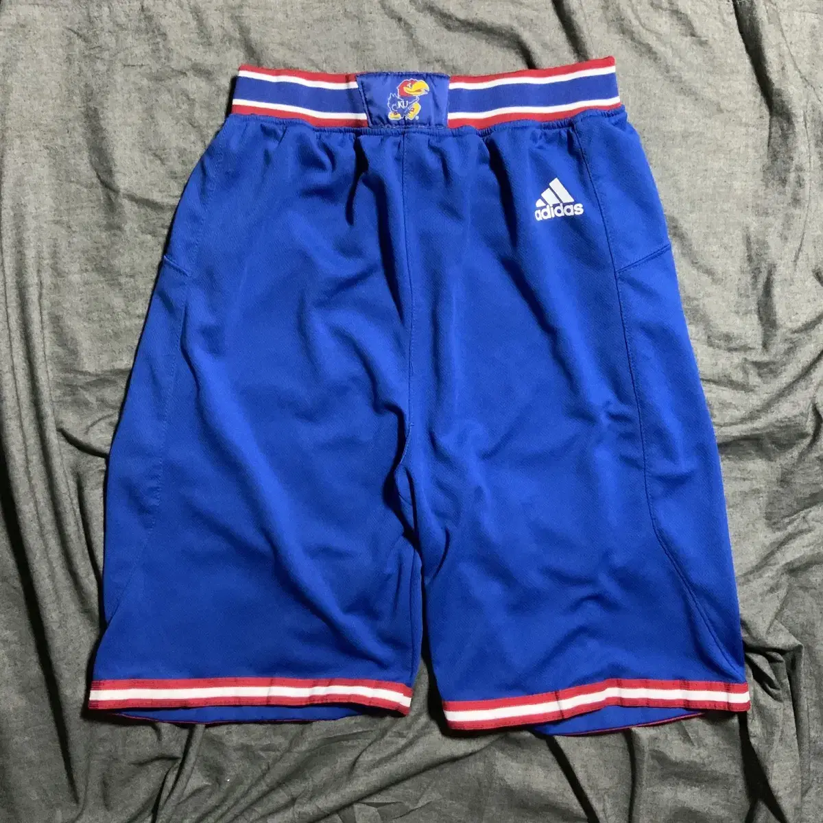 Adidas Kansas Jayhawks shorts Sz(14-16)L